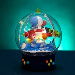 Build It Astronaut In A Globe LED Light Set