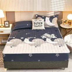 Home Decor Home & Pets Goodnight Moon Quilted Fitted Bedsheet