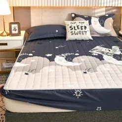 Home Decor Home & Pets Goodnight Moon Quilted Fitted Bedsheet