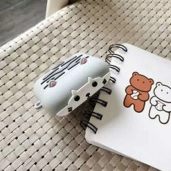 Accessories Grey Kitty Airpods Case (1&2&Pro)
