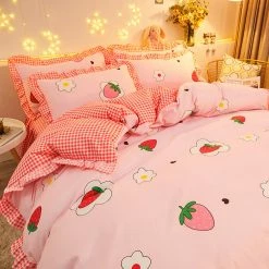 Home Decor Bedding Sets Luxury 100% Pure Cotton Kawaii Pink Strawberry Bedding Set