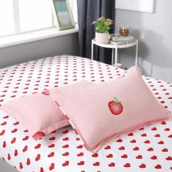 Home Decor Home & Pets Korean Cute Bunny Loves Strawberries Bedding Set