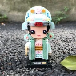 Build It Micro Classic Royal Figures