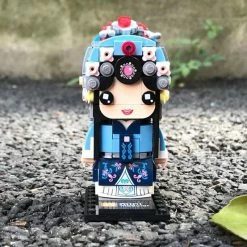 Build It Micro Classic Royal Figures