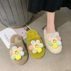 Apparel Paradise Flower Smile Plush Slippers