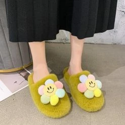 Apparel Paradise Flower Smile Plush Slippers