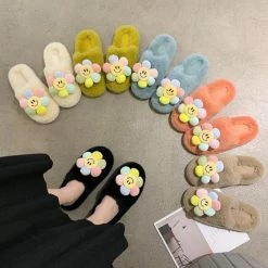 Apparel Paradise Flower Smile Plush Slippers