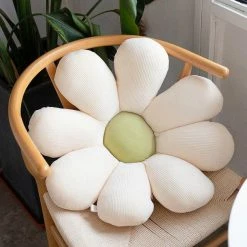 Home Decor Pastel Daisy Cushion