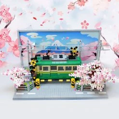 Build It Spring & Autumn Japanese Light Up Kamakura Train Building Set