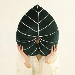Soft Toy Nordic Green Lifelike Leaf Plushies Pillow